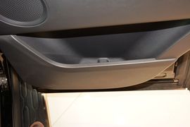 2015款路虎发现神行2.0T