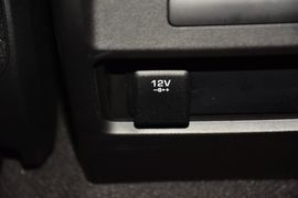 2015款路虎发现神行2.0T