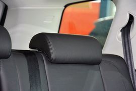 2015款路虎发现神行2.0T