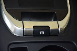 2015款路虎发现神行2.0T