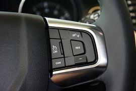 2015款路虎发现神行2.0T