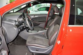 2015款奔驰B260运动型