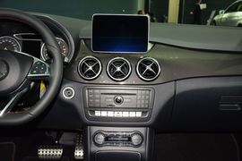 2015款奔驰B260运动型