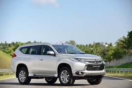 2016款全新三菱欧蓝德劲畅官方图片