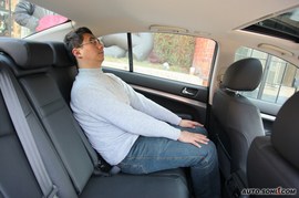 英菲尼迪G25上市静态实拍图