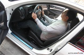 英菲尼迪G25上市静态实拍图