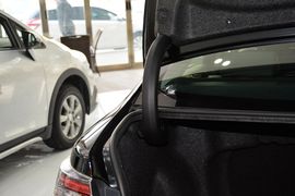 2015款丰田凯美瑞2.0G豪华版