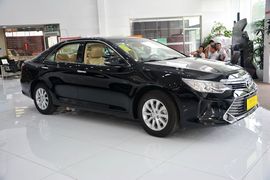 2015款丰田凯美瑞2.0G豪华版