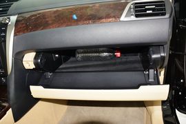 2015款丰田凯美瑞2.0G豪华版