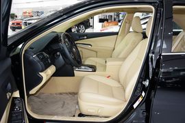 2015款丰田凯美瑞2.0G豪华版