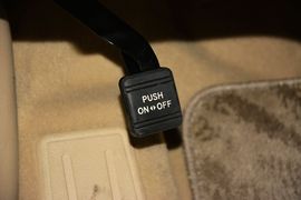 2015款丰田凯美瑞2.0G豪华版