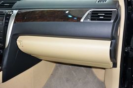 2015款丰田凯美瑞2.0G豪华版