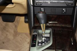 2015款丰田凯美瑞2.0G豪华版