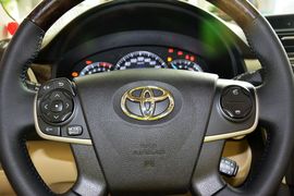 2015款丰田凯美瑞2.0G豪华版