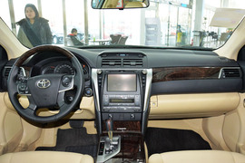 2015款丰田凯美瑞2.0G豪华版