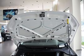 2015款大众新桑塔纳1.6L手动豪华版
