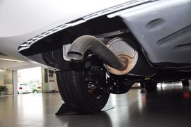 2015款大众新桑塔纳1.6L手动豪华版