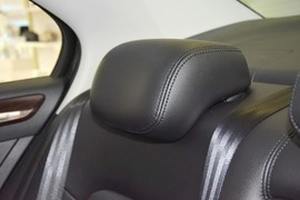 2015款大众新桑塔纳1.6L手动豪华版