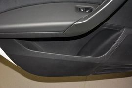 2015款大众新桑塔纳1.6L手动豪华版