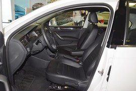 2015款大众新桑塔纳1.6L手动豪华版