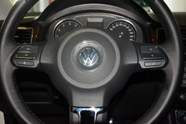 2015款大众新桑塔纳1.6L手动豪华版