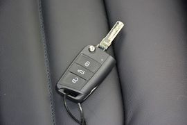 2015款大众高尔夫1.2TSI自动舒适型