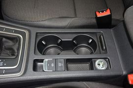 2015款大众高尔夫1.2TSI自动舒适型