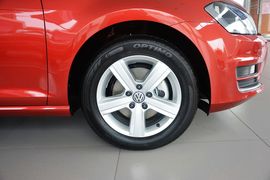 2015款大众高尔夫1.2TSI自动舒适型