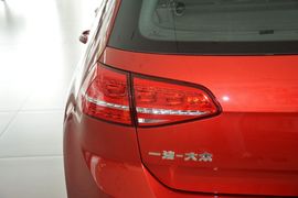 2015款大众高尔夫1.2TSI自动舒适型