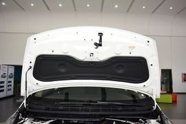 2013款起亚新佳乐2.0L