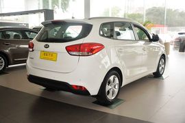 2013款起亚新佳乐2.0L