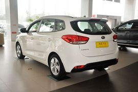 2013款起亚新佳乐2.0L