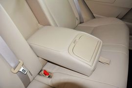 2014款丰田卡罗拉1.8L