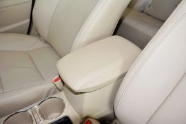 2014款丰田卡罗拉1.8L