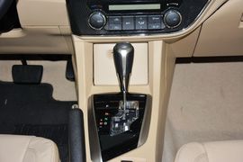 2014款丰田卡罗拉1.8L