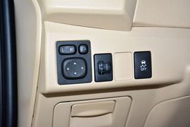 2014款丰田卡罗拉1.8L