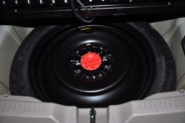 2014款丰田逸致180E