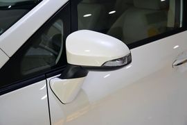 2014款丰田逸致180E