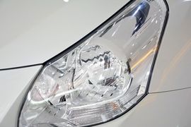 2014款丰田逸致180E
