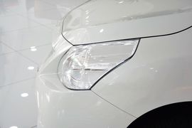 2014款丰田逸致180E