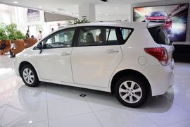 2014款丰田逸致180E
