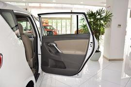 2014款丰田逸致180E