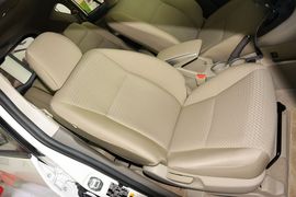 2014款丰田逸致180E