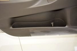 2014款丰田逸致180E