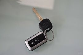 2014款丰田逸致180E