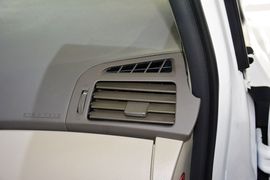 2014款丰田逸致180E