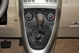 2014款丰田逸致180E
