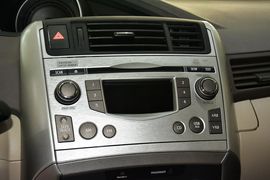 2014款丰田逸致180E