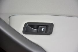 2015款斯柯达昕锐1.6L自动智选型