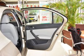 2015款斯柯达昕锐1.6L自动智选型